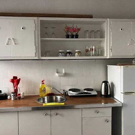 Entire Apartment Facing The Sea Тел Авив Екстериор снимка