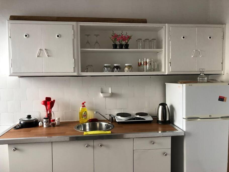 Entire Apartment Facing The Sea Тел Авив Екстериор снимка